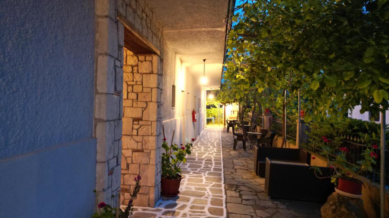 Apartamento Aloni Afytos Exterior foto