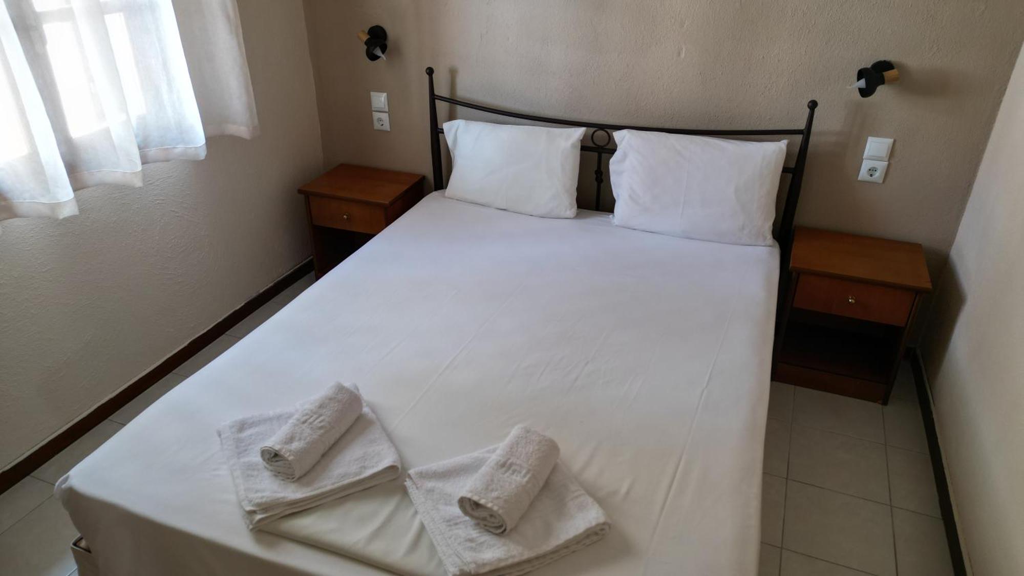 Apartamento Aloni Afytos Habitación foto